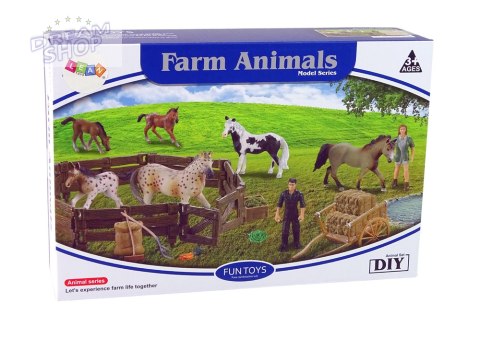 Zestaw Figurek Farma Do Złożenia Drewniana Zagroda Konie