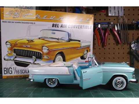 Model Plastikowy - Samochód 1955 Chevy Bel Air Convertible
