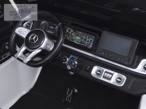 Auto na akumulator Mercedes G klasa 63 AMG 4x4 Panel Radio 2osoby PA0309